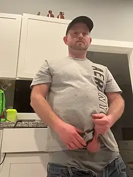 Snapshot of smokeymt420 chatting on 02/26/26, 06:23 smokeymt420 online show from 02/26/26, 06:23