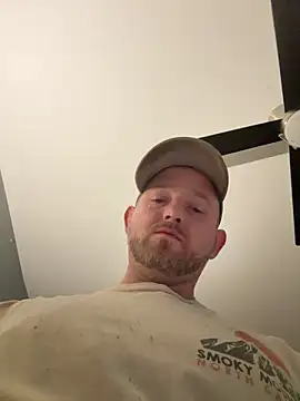 Snapshot of smokeymt420 chatting on 03/14/26, 06:52 smokeymt420 online show from 03/14/26, 06:52