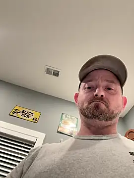 Snapshot of smokeymt420 chatting on 03/15/26, 04:51 smokeymt420 online show from 03/15/26, 04:51