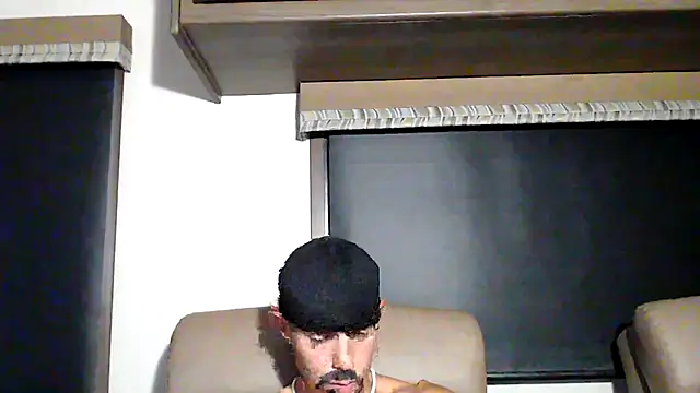 Snapshot of ThickD2C chatting on 02/04/26, 07:09 ThickD2C online show from 02/04/26, 07:09