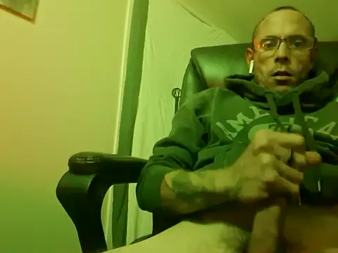 DaddyDK8989 online show from 10/31/25, 10:49