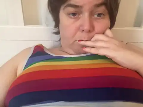 ParisNova online show from 12/22/24, 02:38