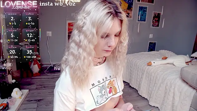 Careful i bite online show from 02/02/26, 04:00