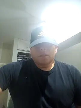 chicoguapo8 online show from 02/22/25, 04:40