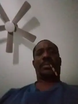 Snapshot of Makeyoucumallover chatting on 11/20/25, 05:29 Makeyoucumallover online show from 11/20/25, 05:29