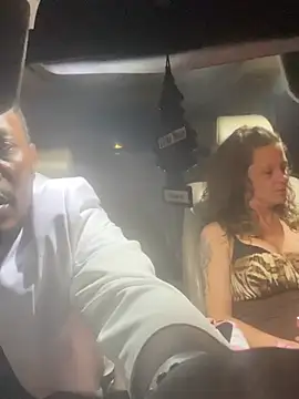 Snapshot of Makeyoucumallover chatting on 04/05/26, 05:37 Makeyoucumallover online show from 04/05/26, 05:37