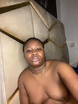 catty3232 online show from 09/17/25, 03:19