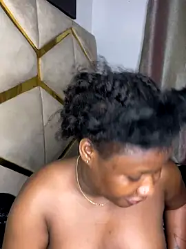 catty3232 online show from 10/22/25, 08:52