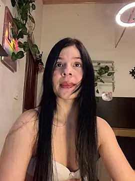 Estefani 32 online show from 02/23/26, 12:52