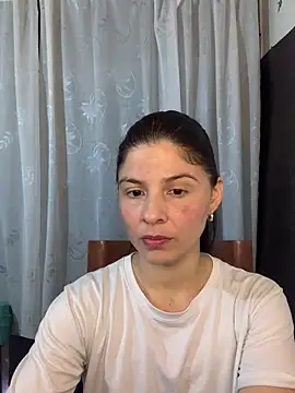 Snapshot of Estefani_32 chatting on 05/30/26, 08:50 Estefani 32 online show from 05/30/26, 08:50