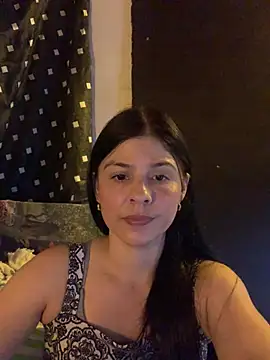 Snapshot of Estefani_32 chatting on 06/02/26, 07:05 Estefani 32 online show from 06/02/26, 07:05