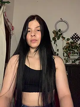 Snapshot of Estefani_32 chatting on 07/01/26, 06:40 Estefani 32 online show from 07/01/26, 06:40