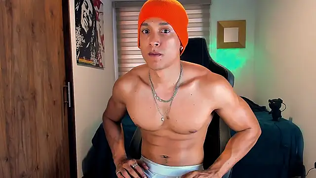 Liam V online show from 02/03/25, 08:57