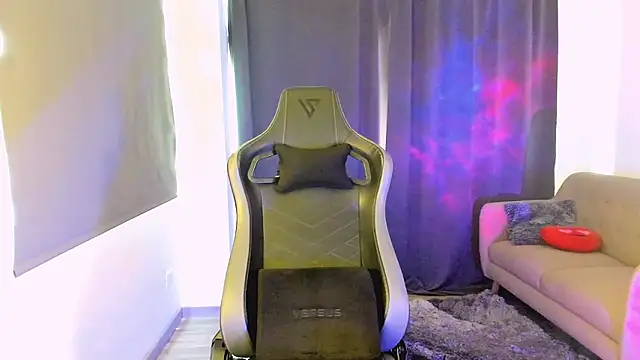 Liam V online show from 03/16/25, 06:44