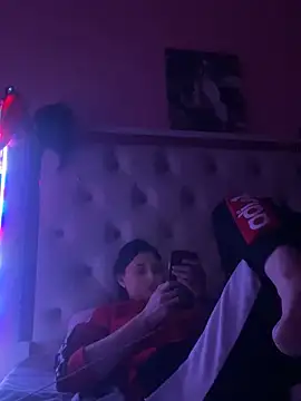 Flossy Vettie online show from 11/28/25, 03:31