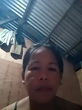 Snapshot of yummytitsxxx168 chatting on 01/09/26, 01:36 yummytitsxxx168 online show from 01/09/26, 01:36