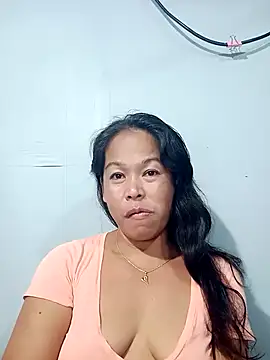 Snapshot of yummytitsxxx168 chatting on 02/19/26, 07:37 yummytitsxxx168 online show from 02/19/26, 07:37