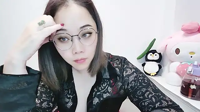 Snapshot of Giuliam chatting on 03/20/25, 05:35 Giuliam online show from 03/20/25, 05:35