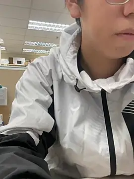 Snapshot of charlie_xdd chatting on 01/03/25, 09:15 charlie xdd online show from 01/03/25, 09:15