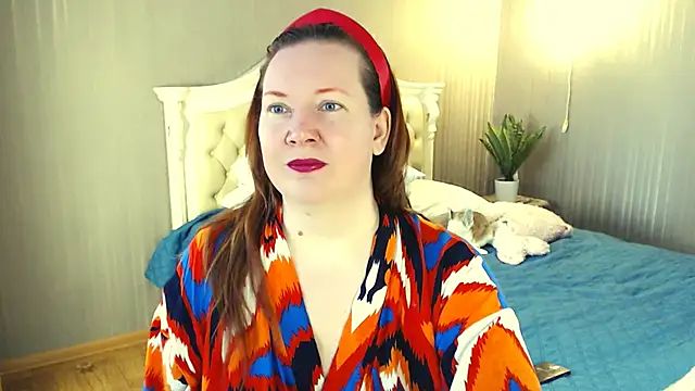 Snapshot of GoddessLara chatting on 03/08/26, 03:32 GoddessLara online show from 03/08/26, 03:32