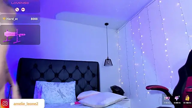 AMELIELEONE online show from 02/05/25, 03:42