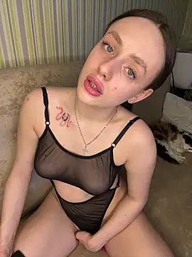 Lisaaan online show from 03/16/25, 07:06