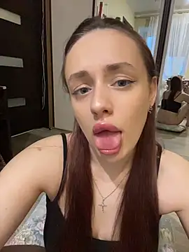 Snapshot of Lisaaan chatting on 04/12/26, 04:12 Lisaaan online show from 04/12/26, 04:12