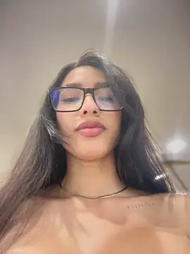 DulceLenns online show from 03/05/26, 08:16