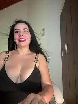 MeganDupont online show from 02/05/25, 07:53