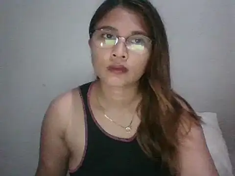 wildsexypinay33x online show from 12/21/24, 04:09