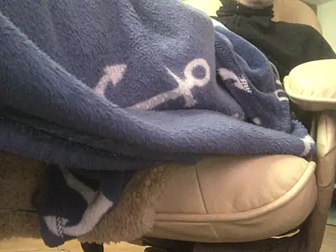 translove online show from 02/14/25, 11:42