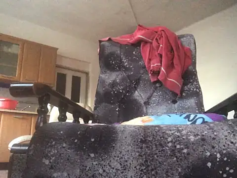 translove online show from 03/09/25, 07:45