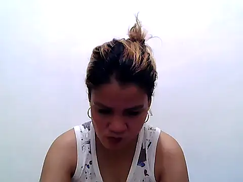 Snapshot of sweetabby_26 chatting on 04/05/26, 02:20 sweetabby 26 online show from 04/05/26, 02:20