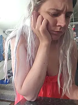ScarletCallings420 online show from 07/07/26, 11:20