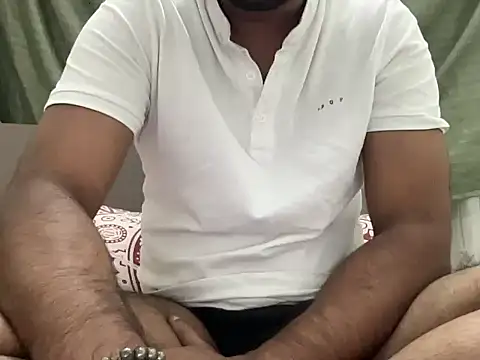 Greekartsguru online show from 10/18/25, 01:56