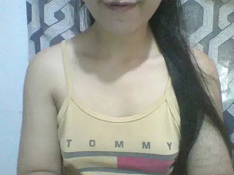 Snapshot of spankmybootyxxx chatting on 10/31/25, 12:44 spankmybootyxxx online show from 10/31/25, 12:44