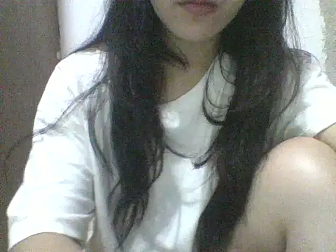 Snapshot of spankmybootyxxx chatting on 10/31/25, 11:28 spankmybootyxxx online show from 10/31/25, 11:28