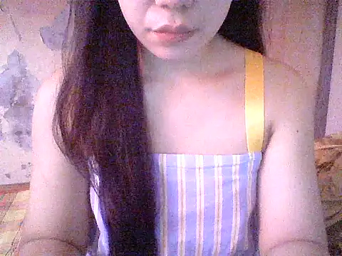 Snapshot of spankmybootyxxx chatting on 11/16/25, 12:49 spankmybootyxxx online show from 11/16/25, 12:49