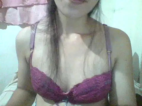 Snapshot of spankmybootyxxx chatting on 05/23/26, 05:34 spankmybootyxxx online show from 05/23/26, 05:34