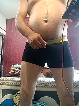 Snapshot of hornydick4you chatting on 03/15/25, 04:57 hornydick4you online show from 03/15/25, 04:57