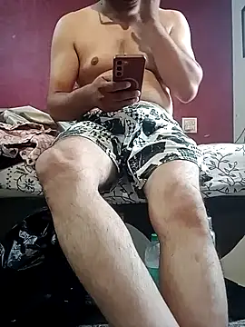 Snapshot of hornydick4you chatting on 06/30/26, 04:35 hornydick4you online show from 06/30/26, 04:35