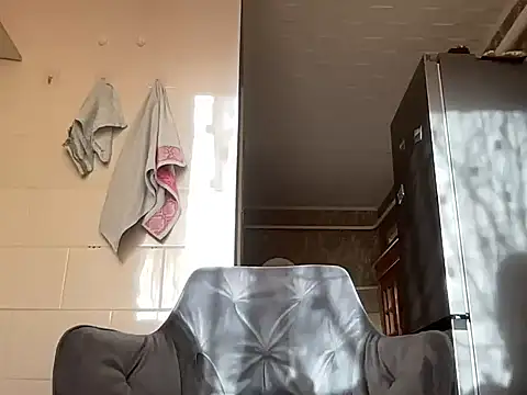 Snapshot of milaja chatting on 04/09/26, 03:50 milaja online show from 04/09/26, 03:50