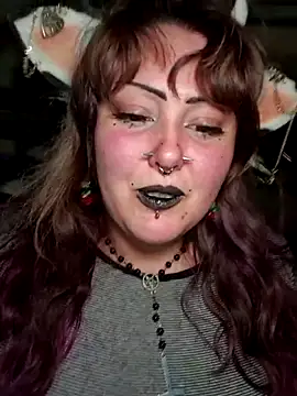 Snapshot of Cutegothcrybabyx chatting on 10/05/25, 02:59 Cutegothcrybabyx online show from 10/05/25, 02:59