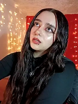 IvonneT online show from 02/20/25, 04:18