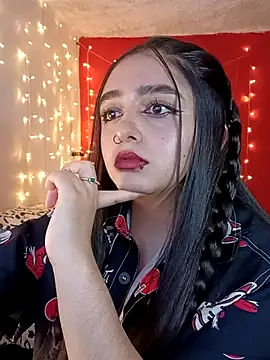 IvonneT online show from 03/16/25, 08:11