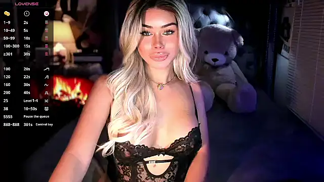 webcumgodess online show from 05/10/26, 03:50