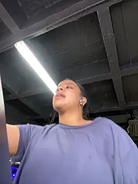 trianawhite online show from 01/31/25, 09:59