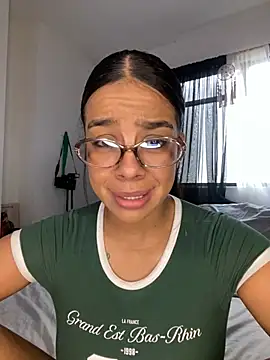 trianawhite online show from 01/14/26, 03:17