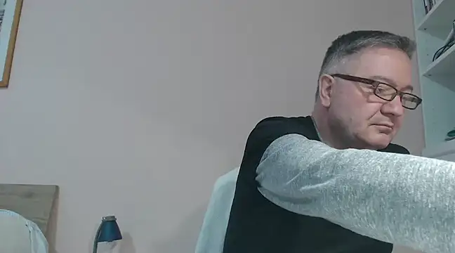 YOU6me online show from 01/26/25, 02:41