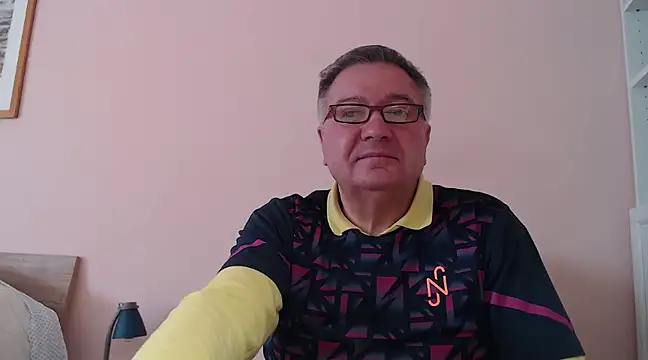 YOU6me online show from 02/04/25, 09:38